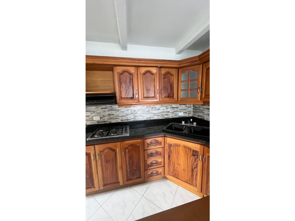 Venta de apartamento en la loma del indio — foto 2