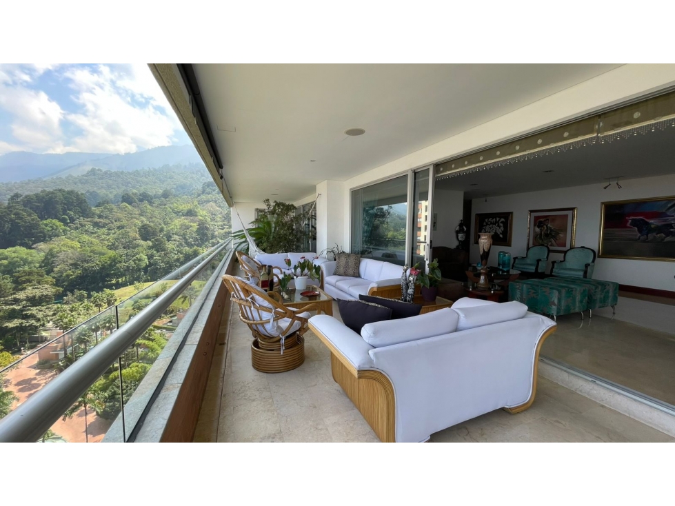 VENTA DE AMPLIO Y HERMOSO APARTAMENTO SECTOR EL TESORO