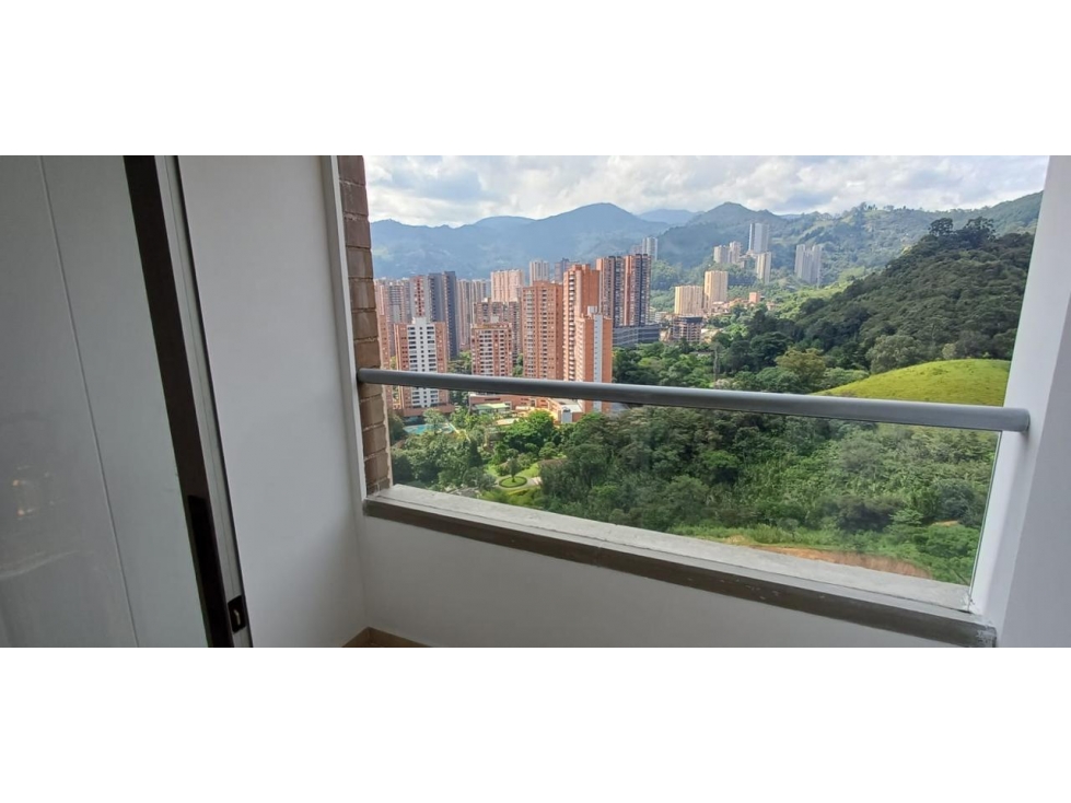 Venta apartamento con hermosa vista sector Tres esquinas — foto 3