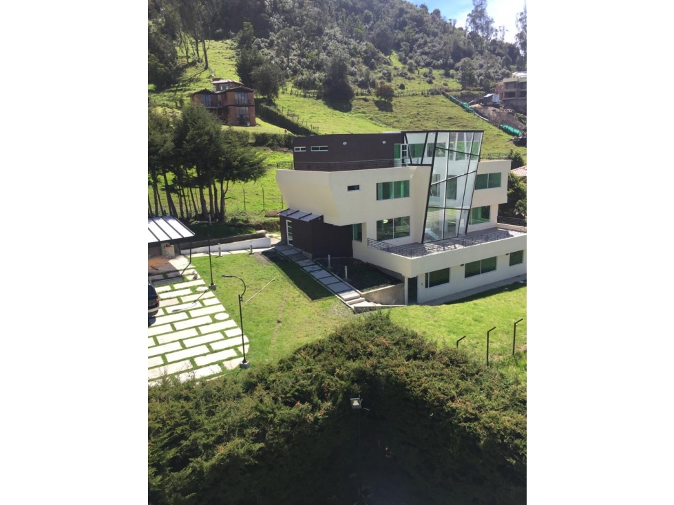 VENTA DE CASA EN LA CALERA — foto 2