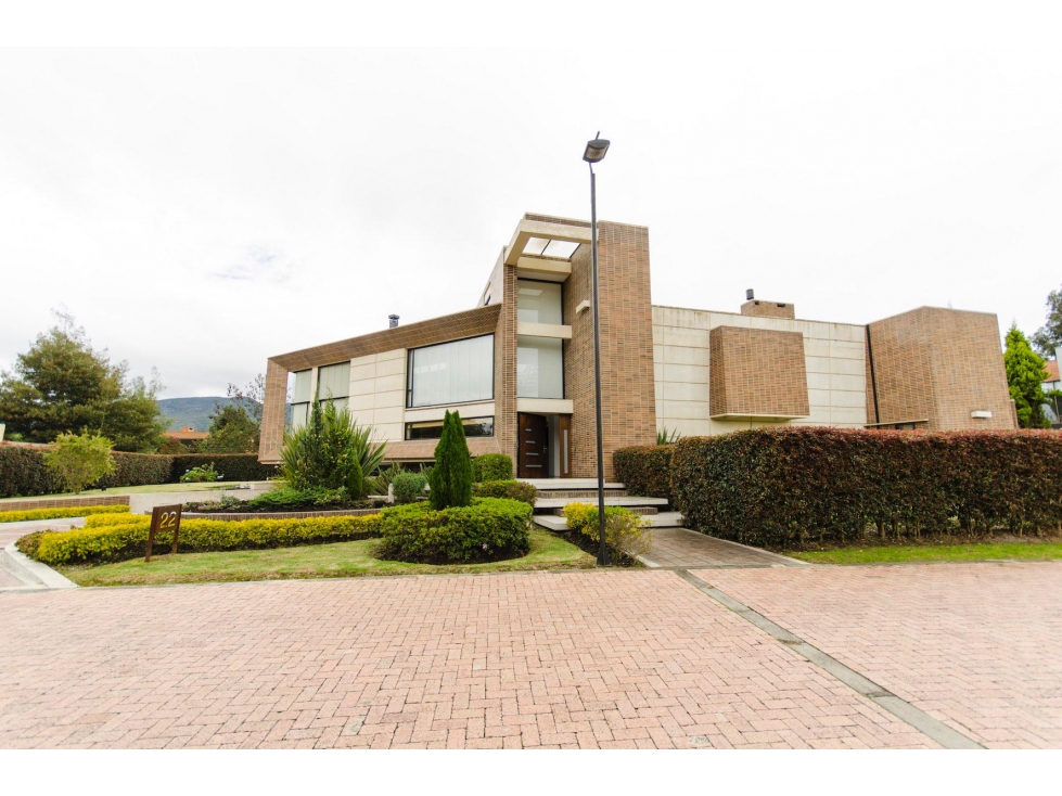 VENTA - RENTA DE HERMOSA CASA EN HACIENDA SAN SEBASTIAN!!! — foto 2