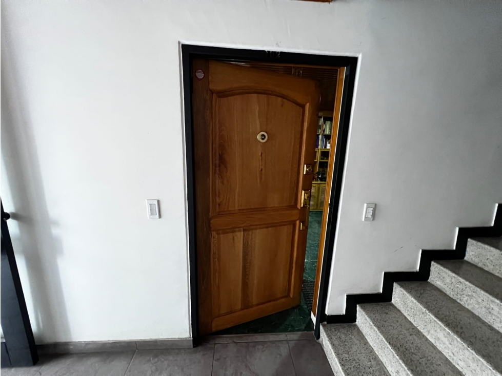 VENTA DE APARTAMENTO EN CONTADOR — foto 3