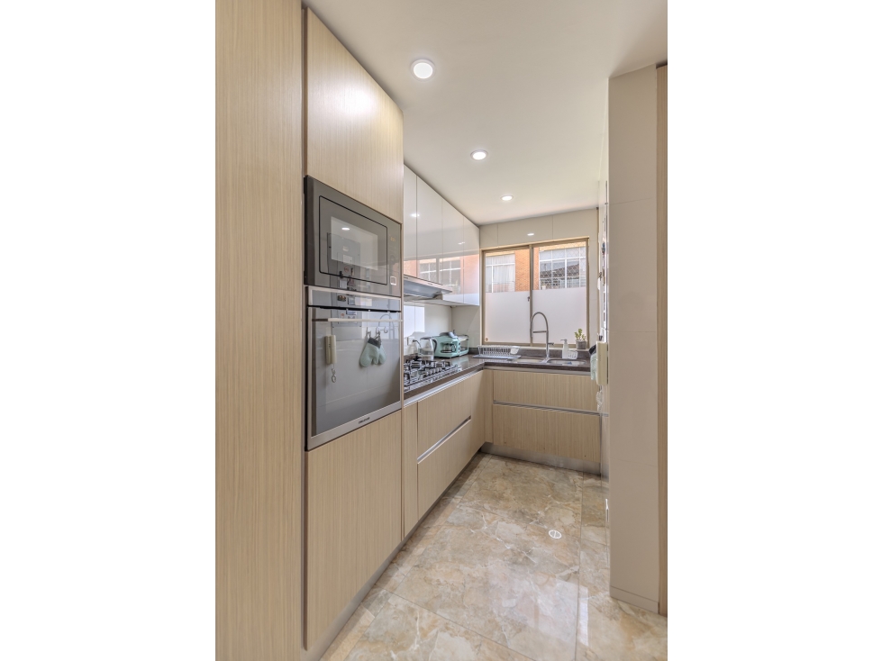 VENTA Y RENTA DE APARTAMENTO EN CHICO RESERVADO — foto 3