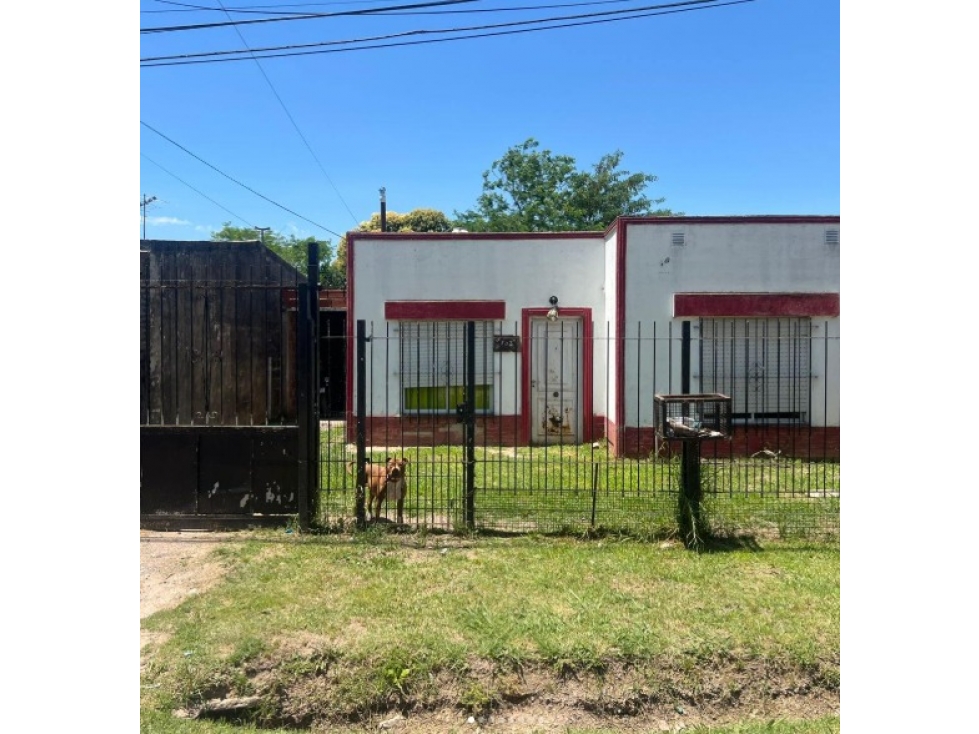 CASA EN VENTA LOS JAZMINES 733