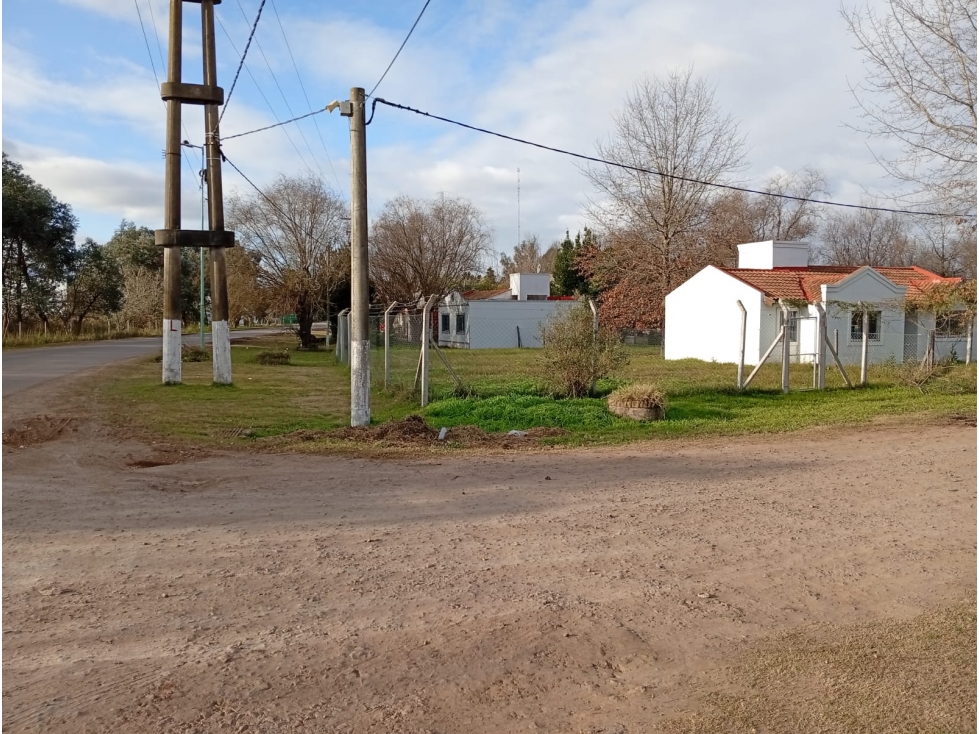 LOTE CARLOS KEEN - 1