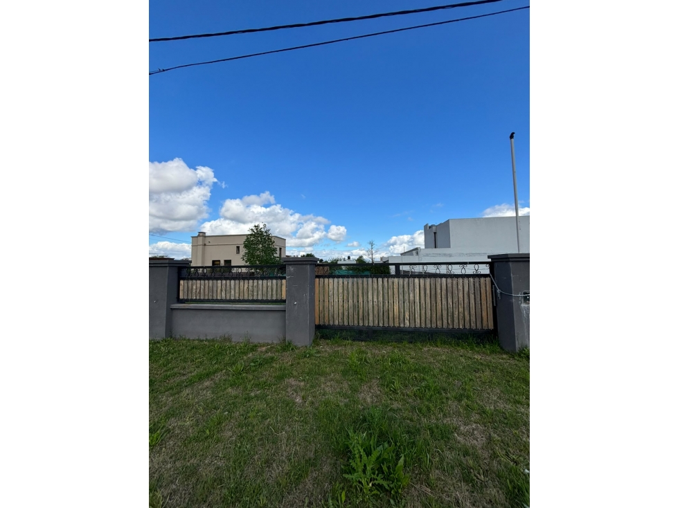 LOTE EN VENTA BARRIO CONSTANTINI - 2
