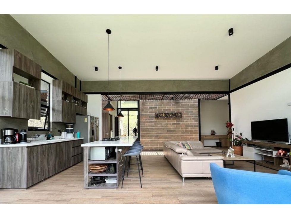 CASA FINCA INDEPENDIENTE EN EL RETIRO CON BOSQUE NATIVO 6760 M² — foto 2