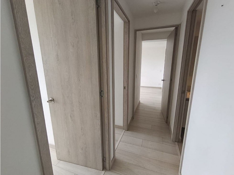 VENDEMOS APARTAMENTO DE 80 M. CON VISTA CAMPESTRE ESPECTACULAR — foto 2