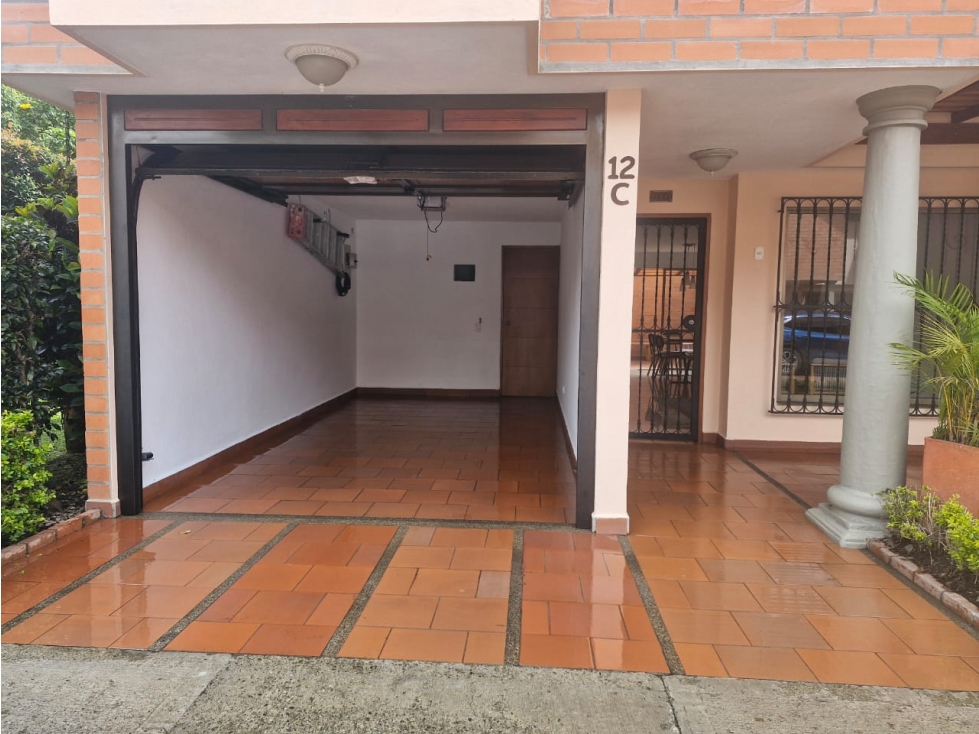 VENDEMOS CÓMODA CASA DE 140M2 EN GUALANDAY RIONEGRO