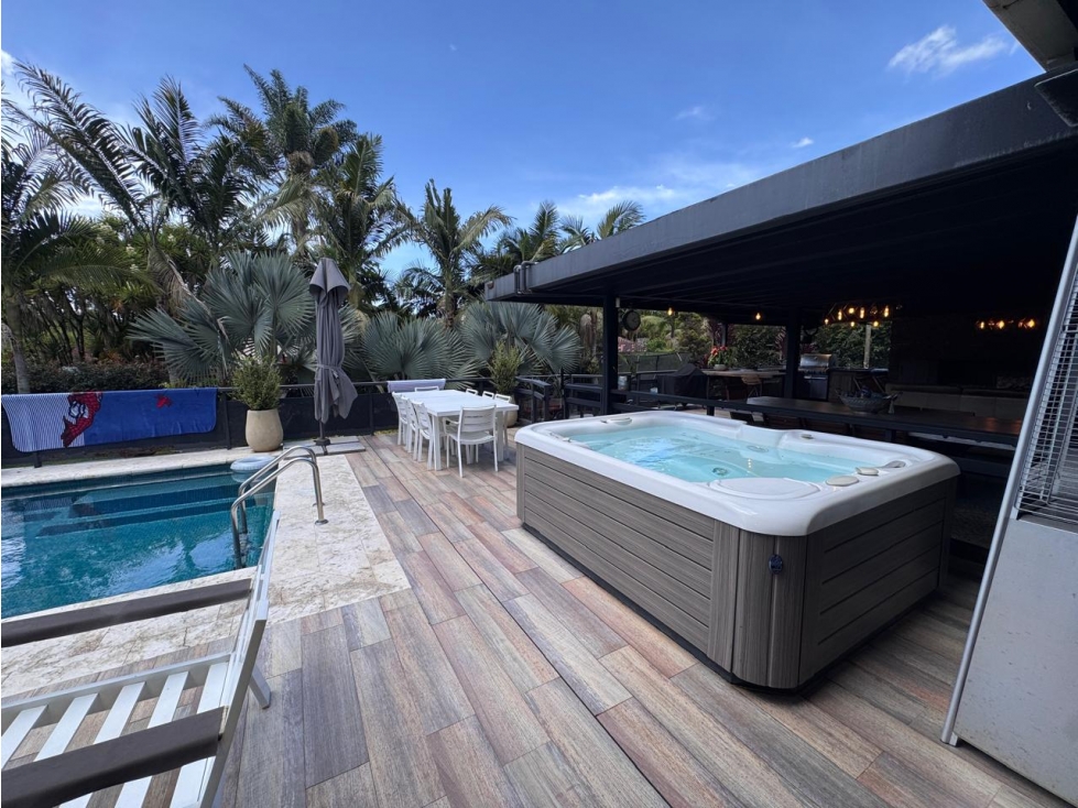 VENDEMOS CASA EXCLUSIVA EN LLANOGRANDE AL LADO DEL CLUB CAMPESTRE — foto 6