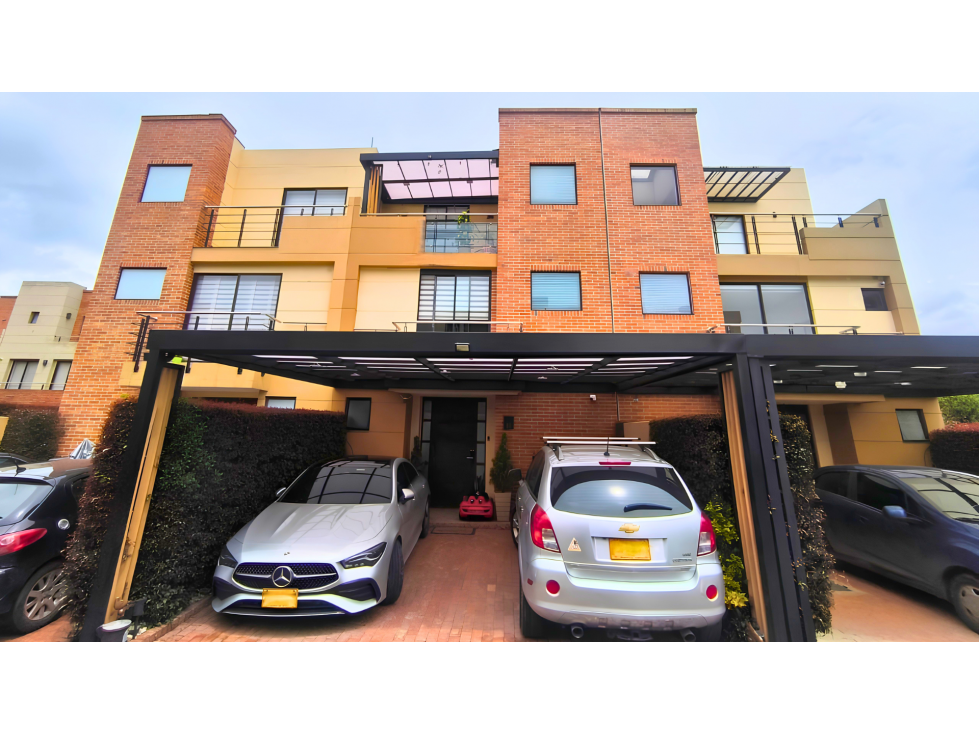 Acogedora Casa de Cajicá en Venta $ 600 Millones
