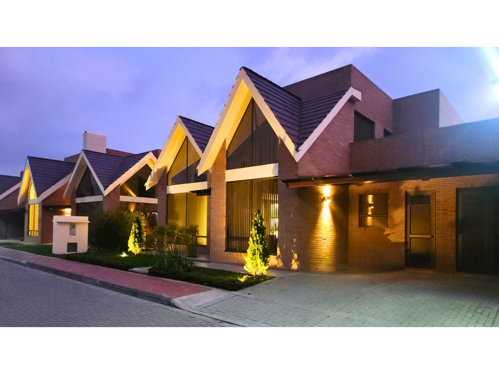 Exclusiva Casa de Cajicá en Venta $ 1,450 Millones