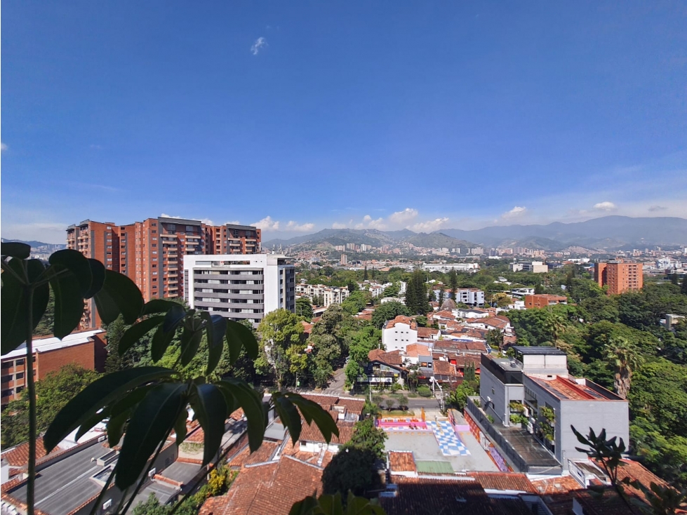 Venta de oficina en Patio Bonito, El Poblado. - 1