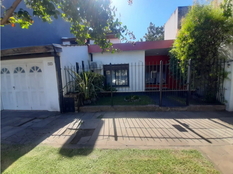 CASA 4 AMBIENTES - PERMUTA — foto 2