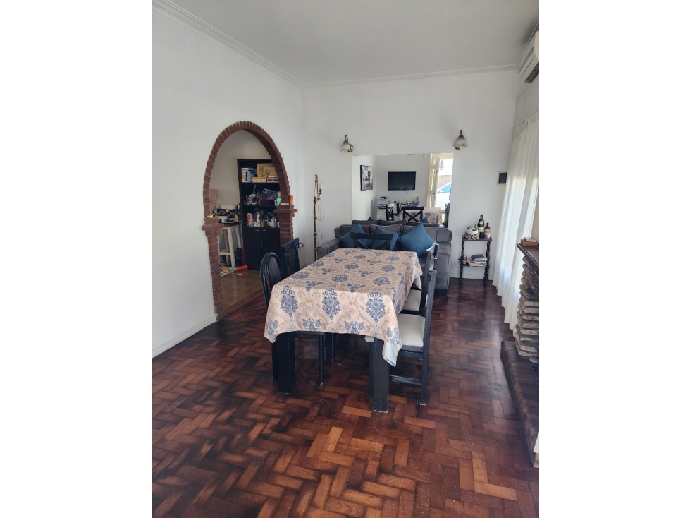 VENDE CASA AMERICANA 3 AMBIENTES - APTA CREDITO - 4