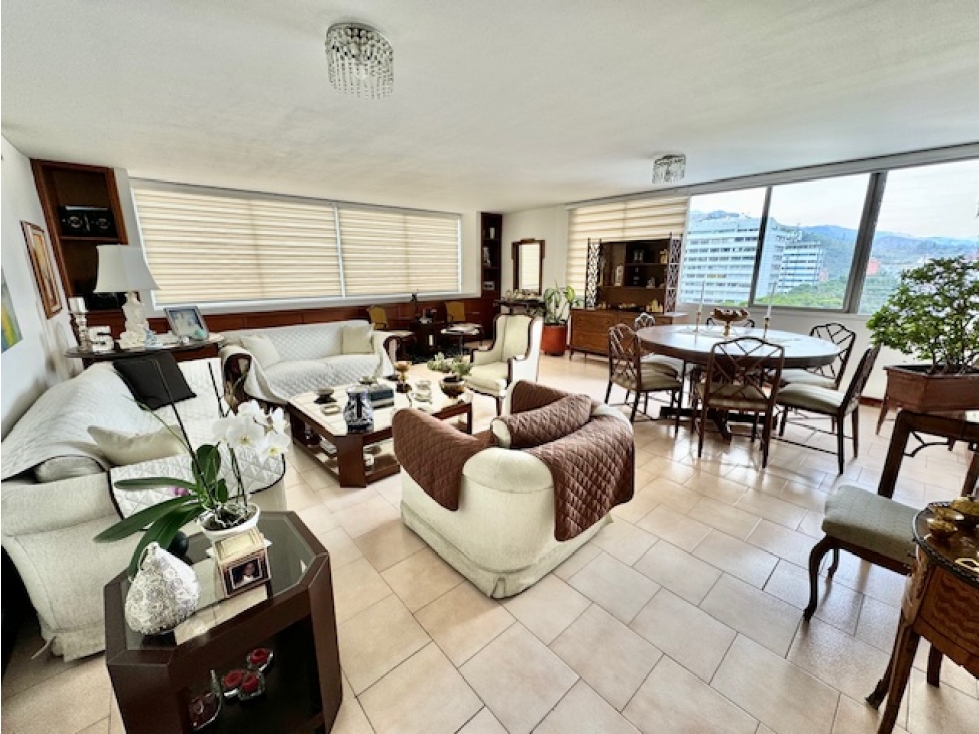 (J) APARTAMENTO PARA VENTA EN EL NORTE, CALI
