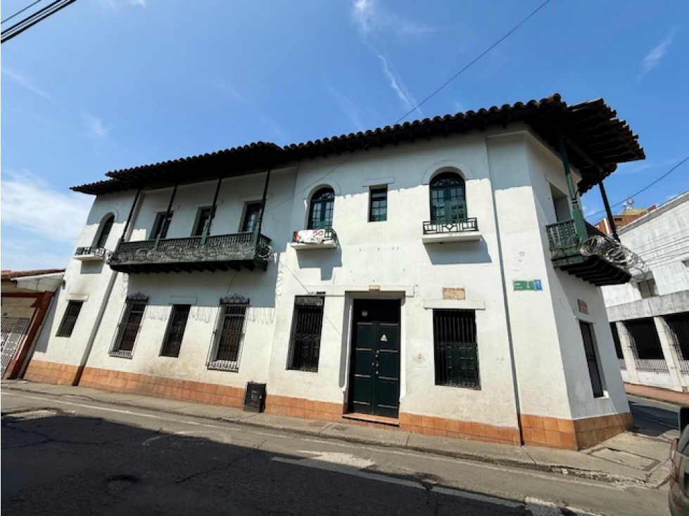 (JLC) CASA INDEPEDIENTE PARA LA VENTA EN EL CENTRO, CALI