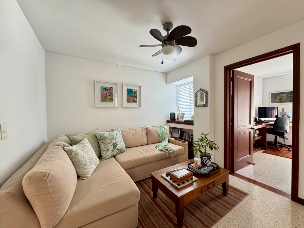 (MJ-C) APARTAMENTO DUPLEX EN VENTA EN LOS CRISTALES, OESTE DE CALI.