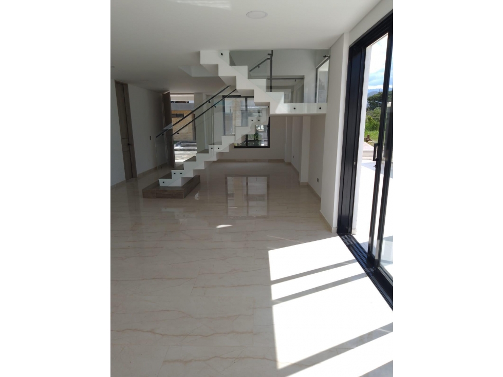 (MJ) CASA NUEVA EN CONDOMINIO EN VENTA EN JAMUNDI, SUR DE CALI.