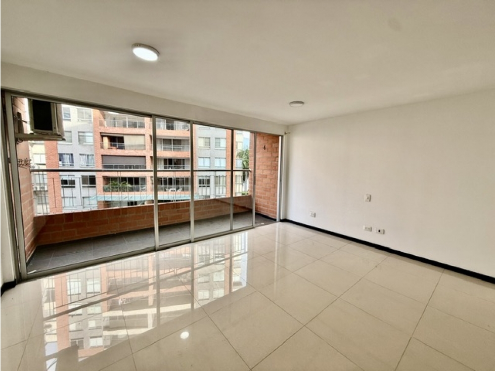 (J) APARTAMENTO EN VENTA EN CIUDAD JARDIN, SUR DE CALI.