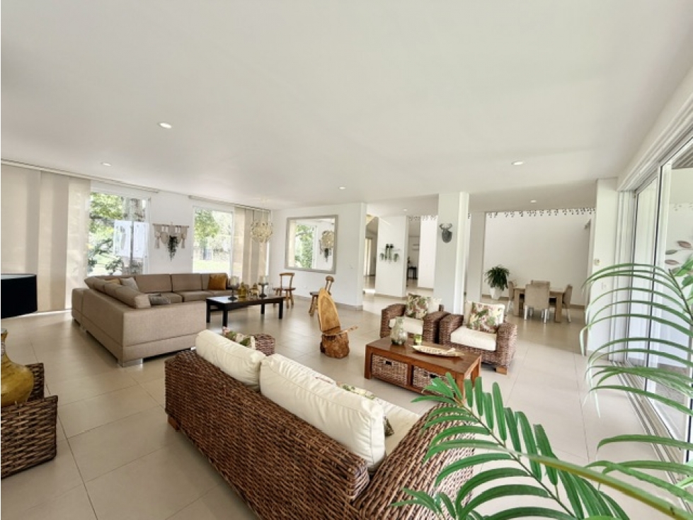 (JM) CASA EN VENTA EN MIRAVALLE, SUR DE CALI.
