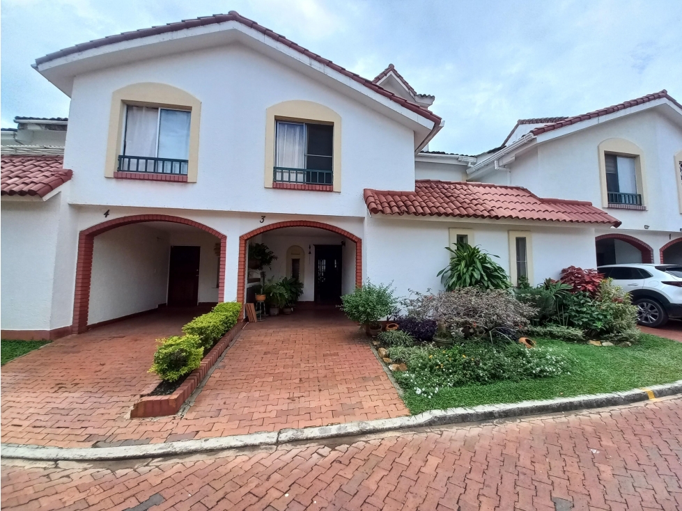 (MP) CASA EN CONDOMINIO PARA LA VENTA EN CIUDAD JARDIN-SUR, CALI
