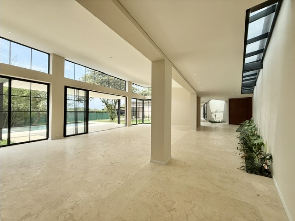 (J) CASA EN CONDOMINIO EN LAGUNA SECA-NORTE, CALI — foto 2