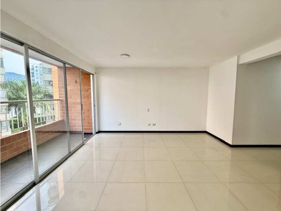 (J) APARTAMENTO EN VENTA EN CIUDAD JARDIN, SUR DE CALI. — foto 2
