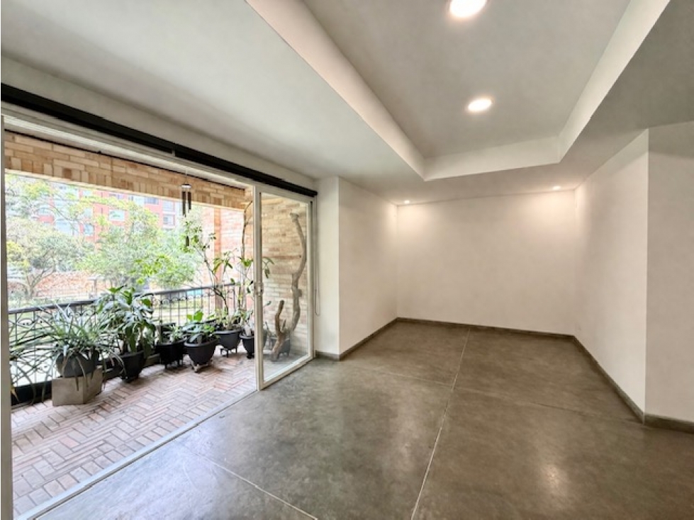 (J-C) APARTAMENTO PARA VENTA EN EL AGUACATAL, OESTE DE CALI.