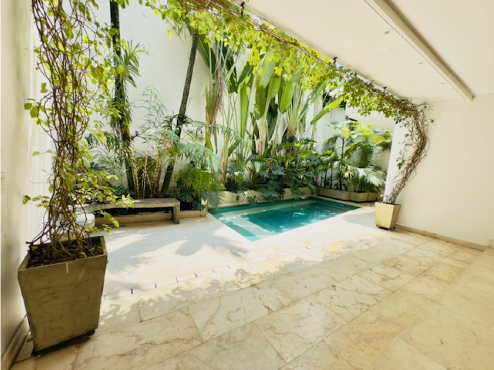 (J) CASA PARA LA VENTA EN SANTA RITA- OESTE, CALI