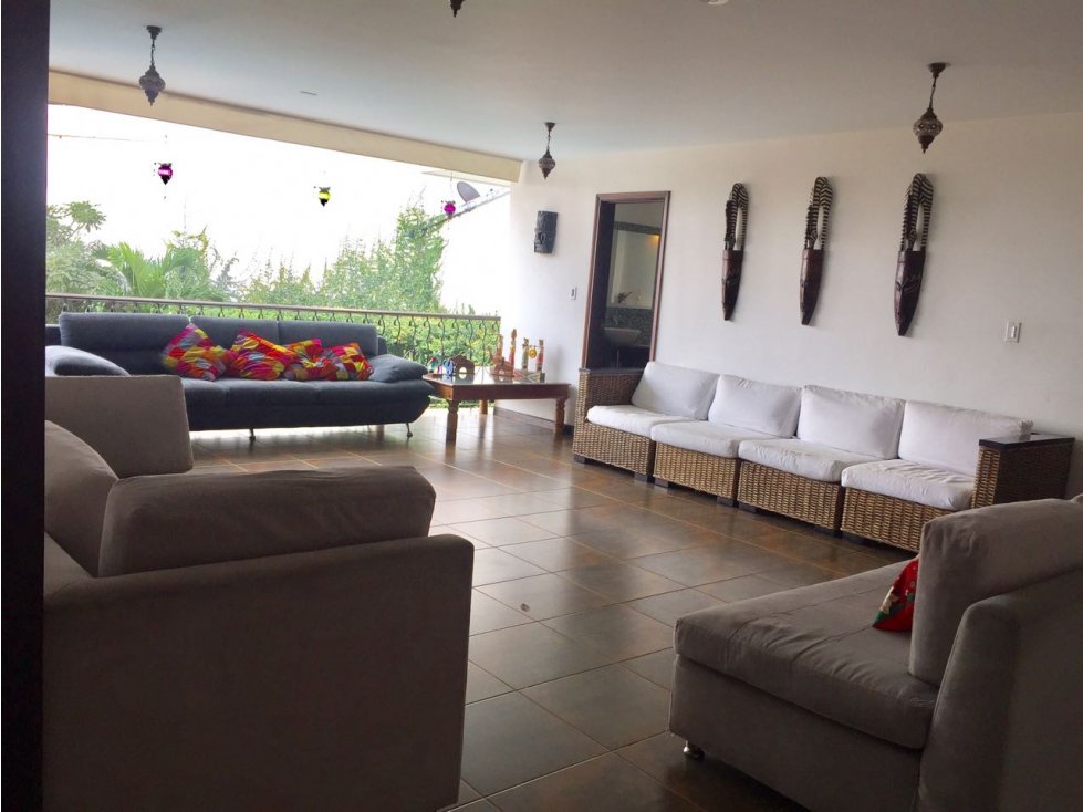 (J) CASA REMODELADA PARA VENTA EN ARBOLEDA-OESTE, CALI — foto 2