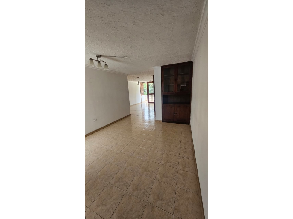(MJ) APARTAMENTO EN VENTA EN PRADOS DEL NORTE, NORTE DE CALI. — foto 4