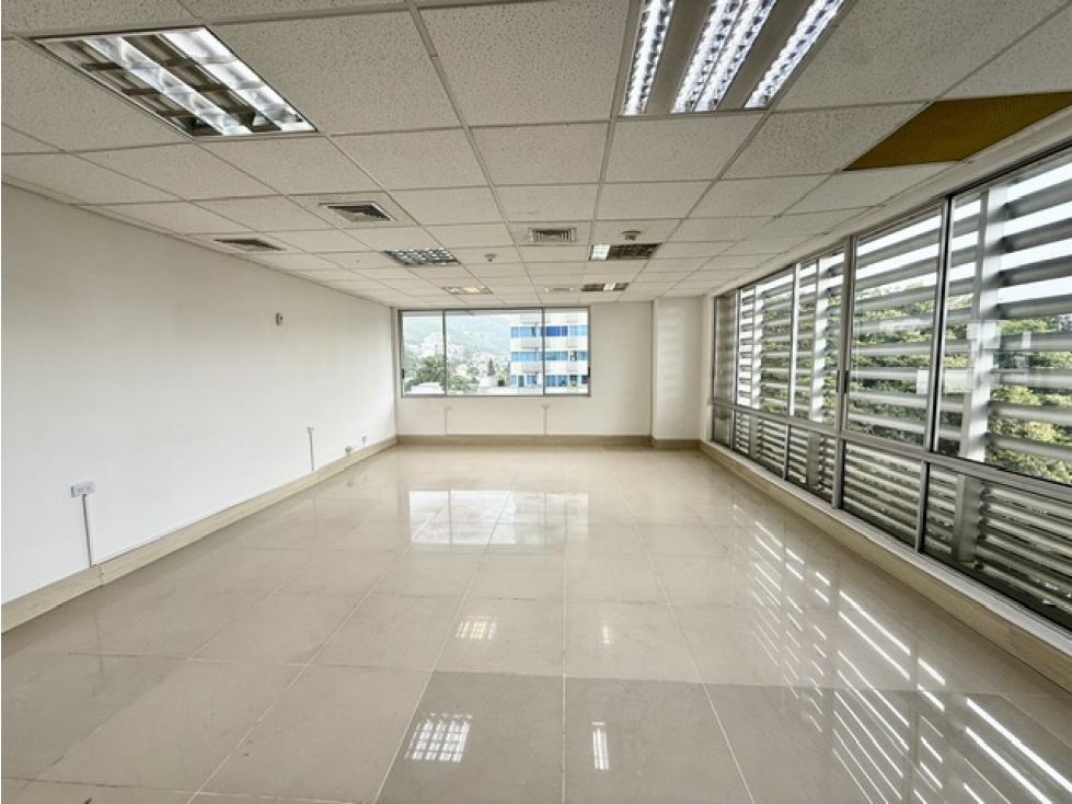 (J) OFICINA PARA ALQUILAR EN SANTA MONICA, EN EL NORTE DE CALI — foto 5