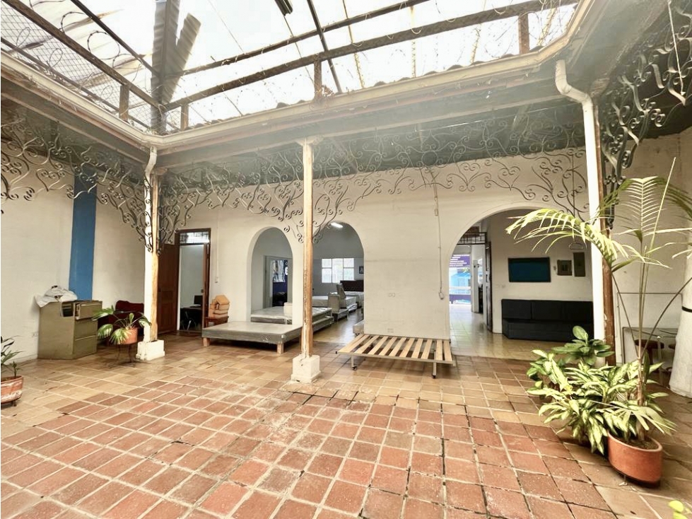 (J) BODEGA PARA LA VENTA EN EL OESTE, CALI
