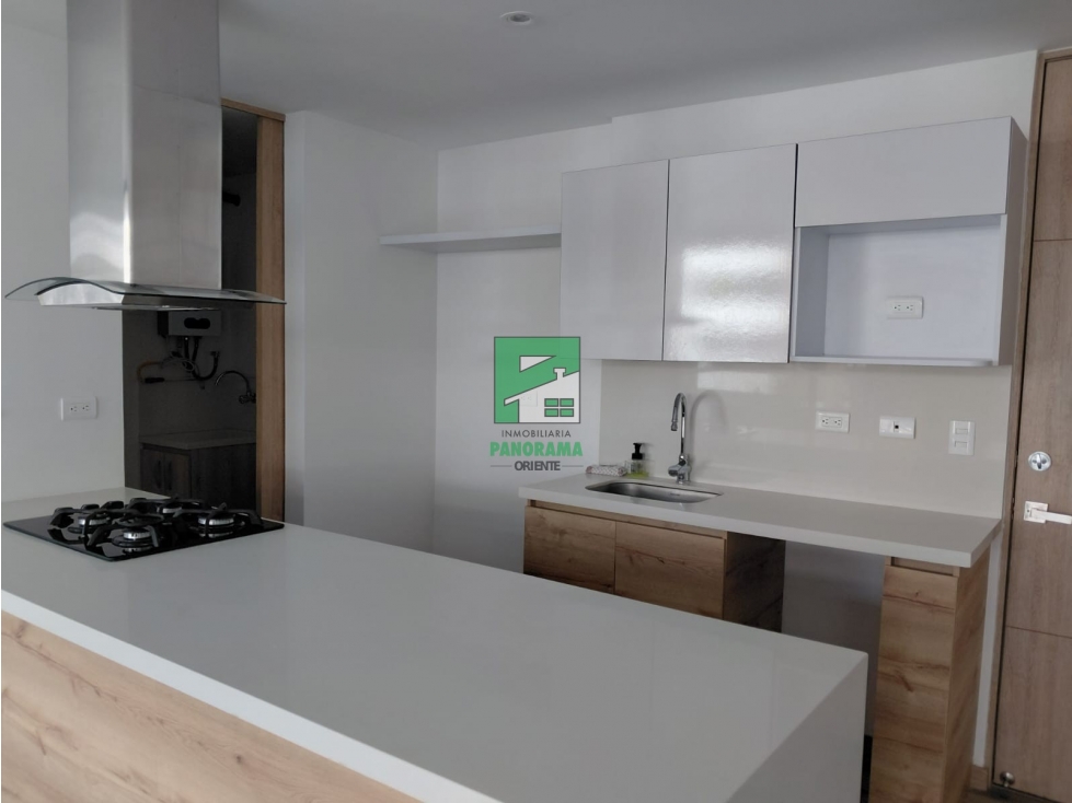 APARTAMENTO DISPONIBLE PARA EL ARRIENDO SECTOR EL RETIRO — foto 3
