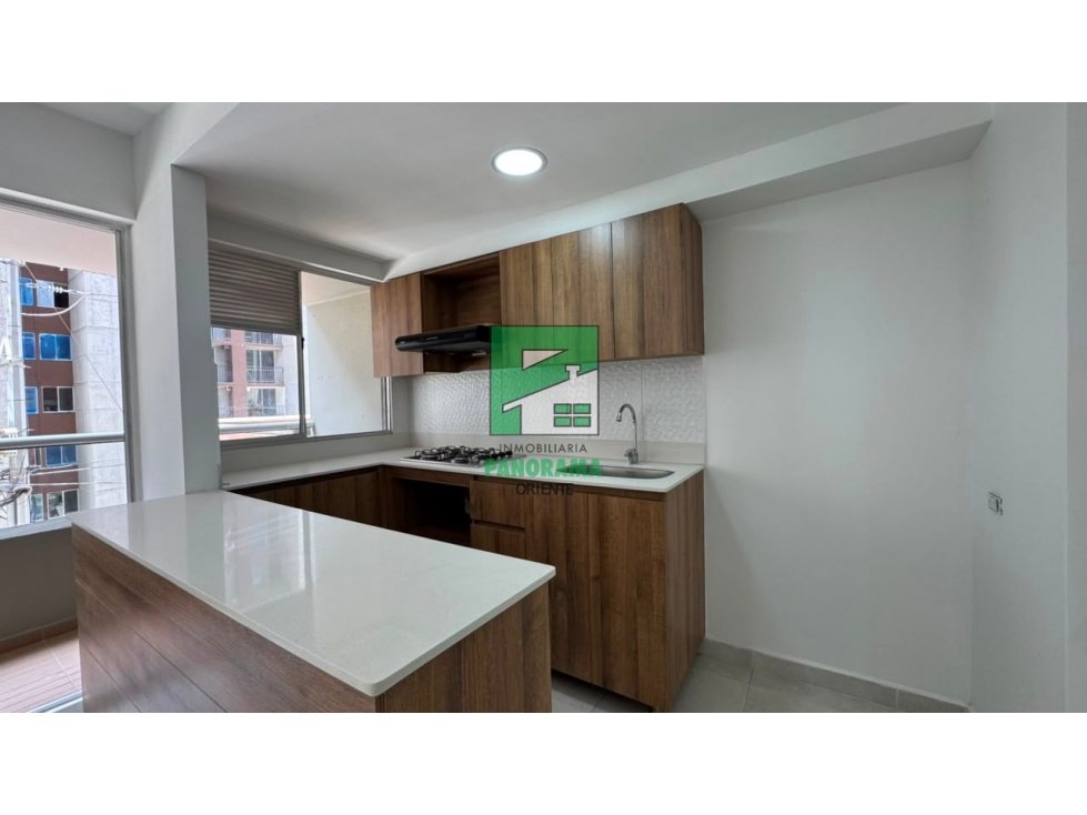 APARTAMENTO EN ARRIENDO URB BAMBUCO - 3