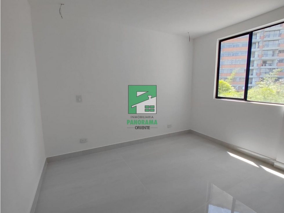 APARTAMENTO DISPONIBLE PARA EL ARRIENDO - 3