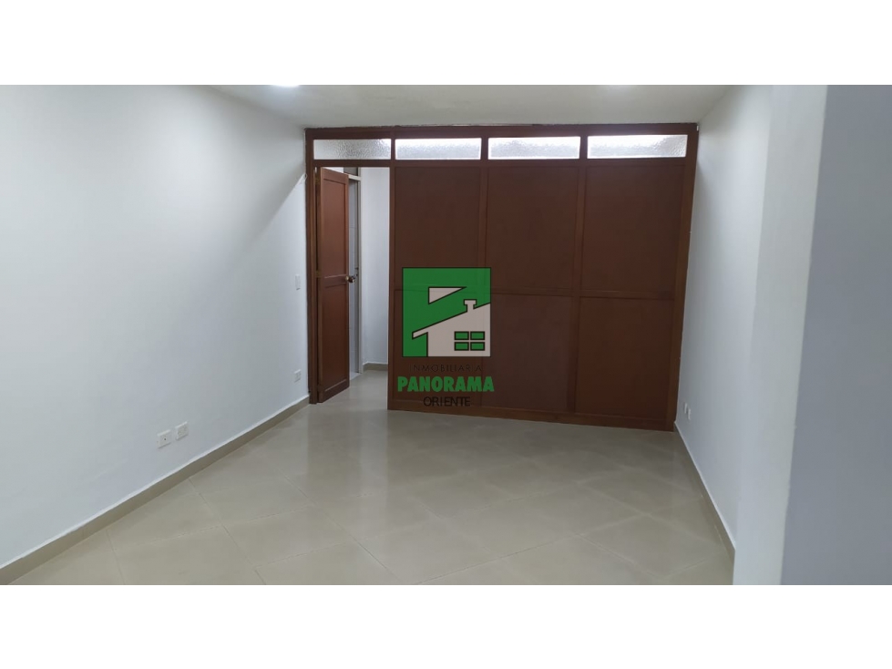 LOCAL COMERCIAL EN ARRIENDO SECTOR CENTRO COMERCIAL CORDOBA - 5