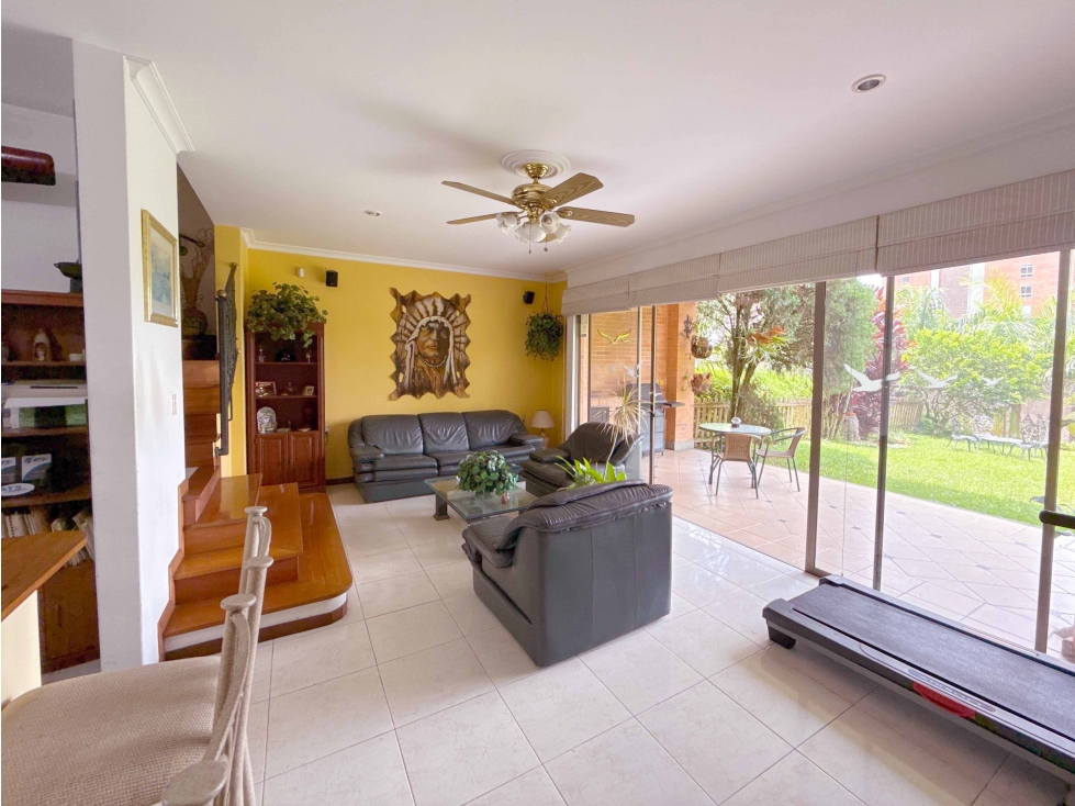 Casa en venta con jardin privado en el Poblado — foto 2