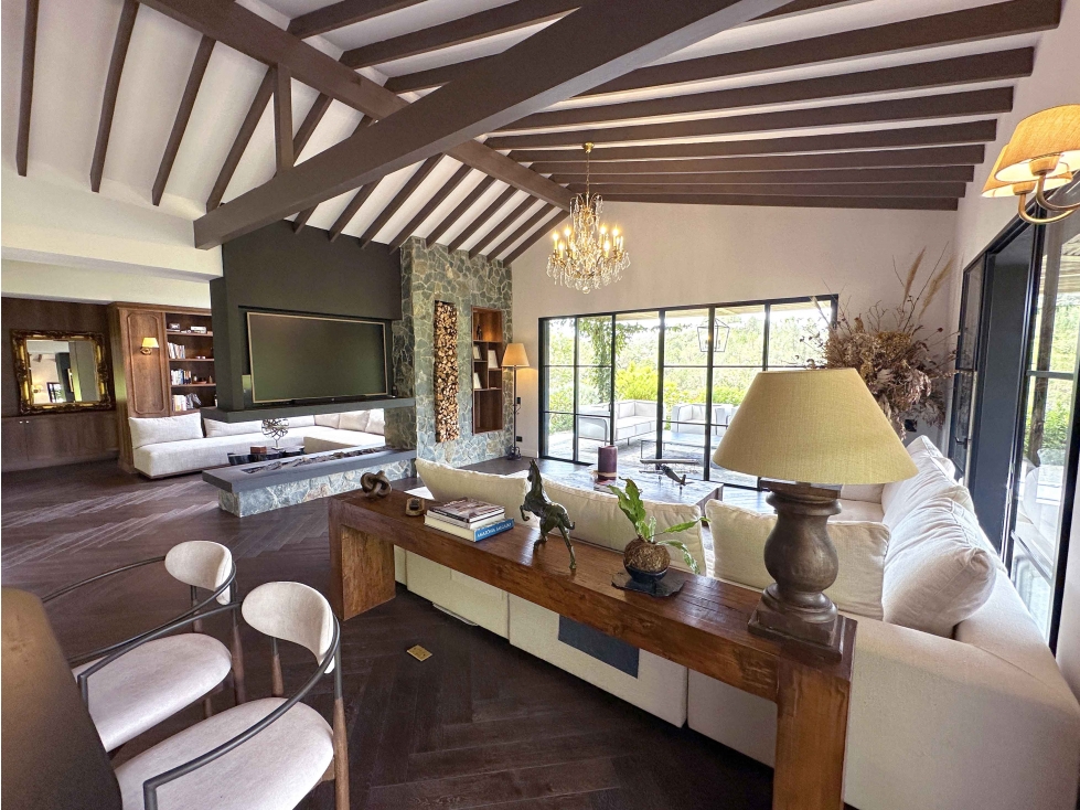 Casa 1 nivel con adecuación para caballos Alto de Palmas MLS# 267654