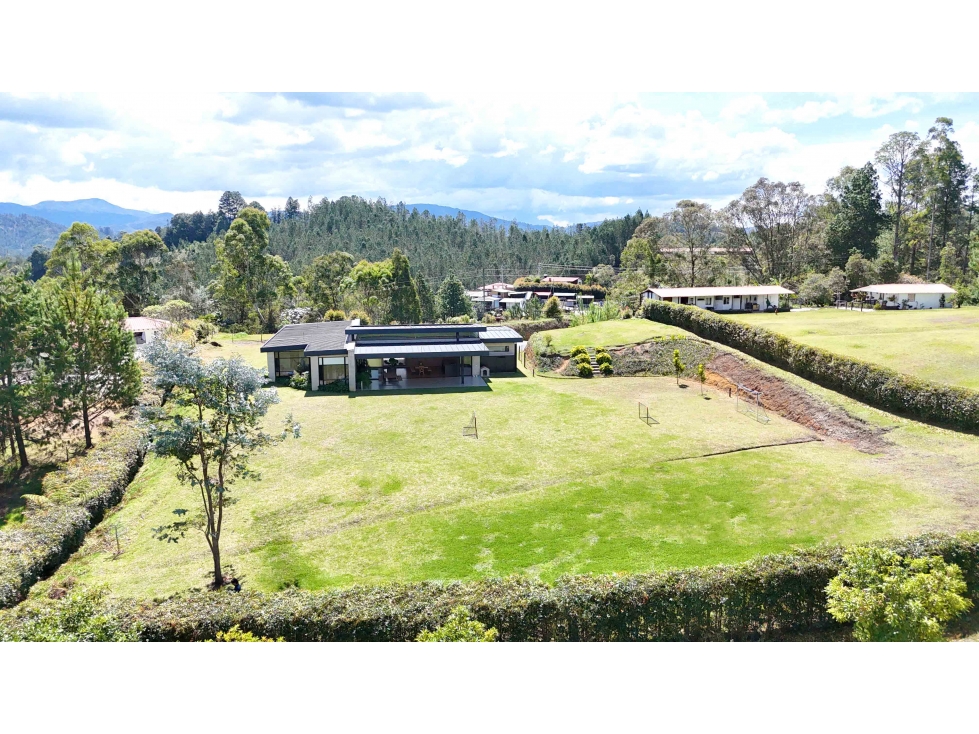 Casa campestre moderna 1 nivel en venta El Retiro MLS# 267940