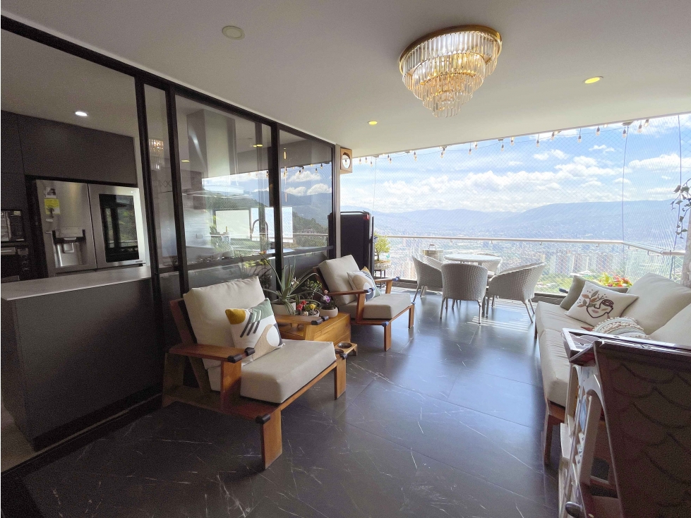 Venta Apto remodelado acabados de lujo con vista Sabaneta MLS# 268279