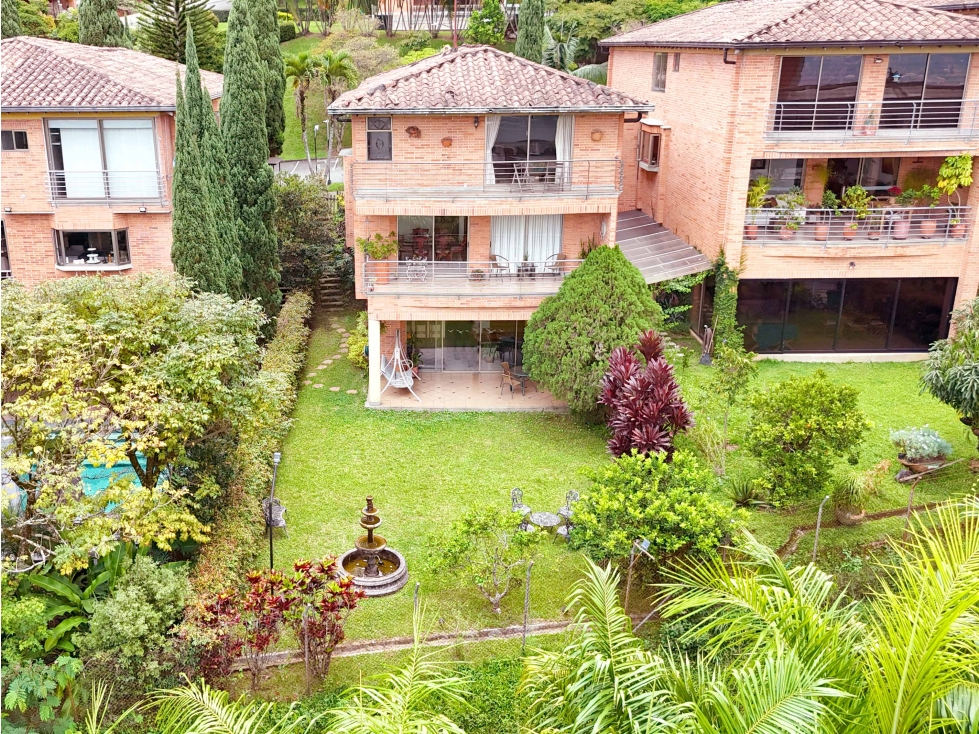 Casa en venta con jardin privado en el Poblado — foto 5