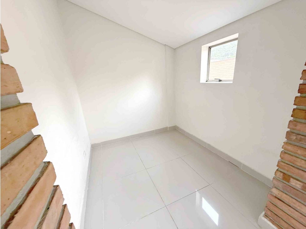 Casa esquinera unidad cerrada en venta Oviedo Medellin CA-POB-0350 — foto 5