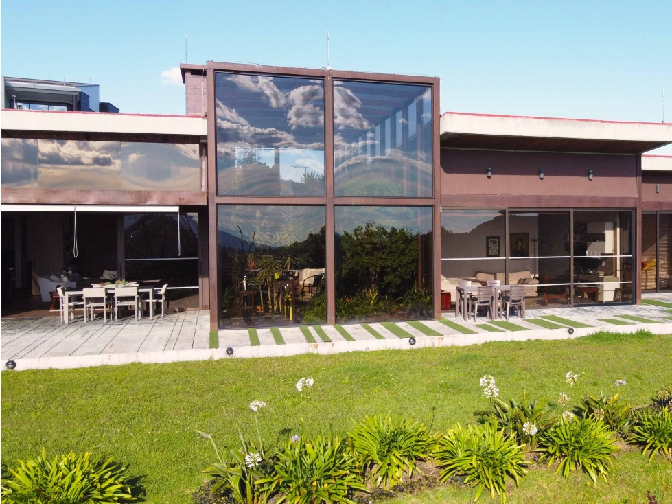 Casa de lujo zona verde en venta Alto Palmas CA-PAL-0132 MLS# 233776
