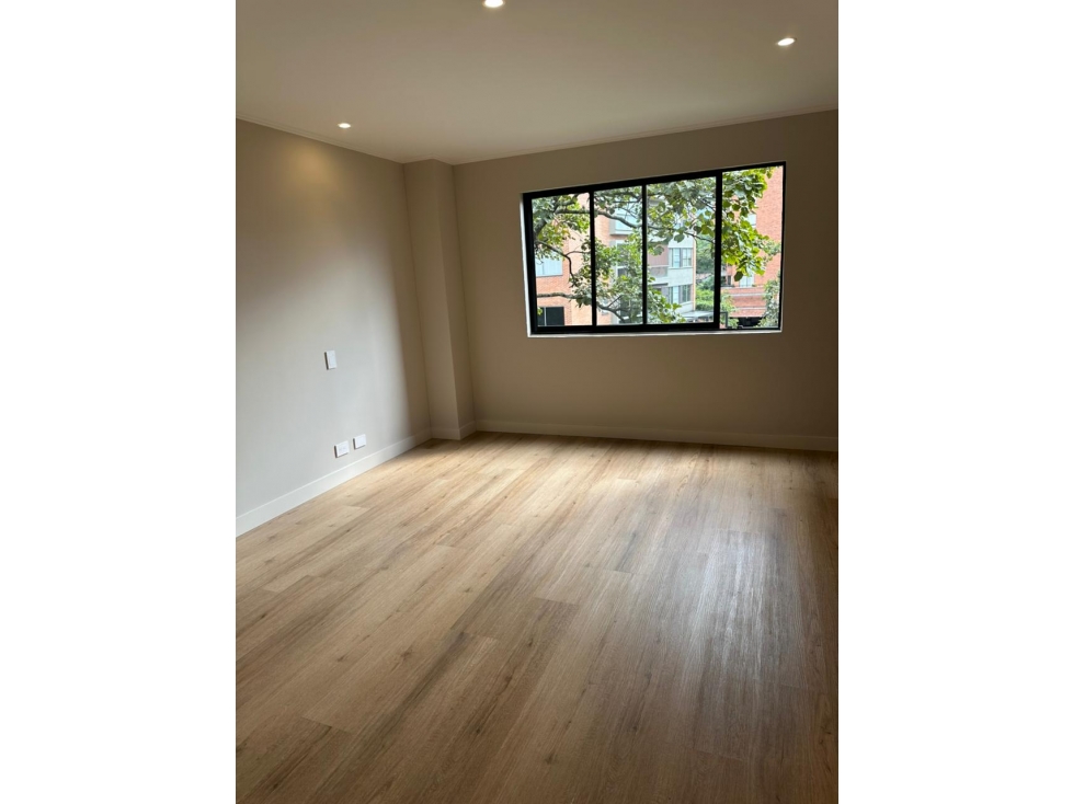 Apartamento remodelado en venta Poblado AP-POB-0430 MLS# 261683 — foto 2