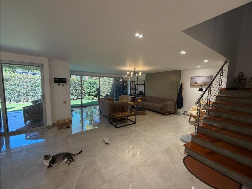 Casa en venta con jardín Benedictinos CA-ENV-0457 MLS# 266666 — foto 2