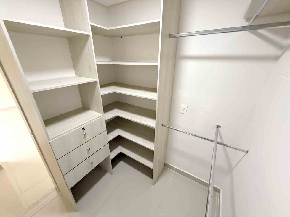 Casa esquinera unidad cerrada en venta Oviedo Medellin CA-POB-0350 — foto 6