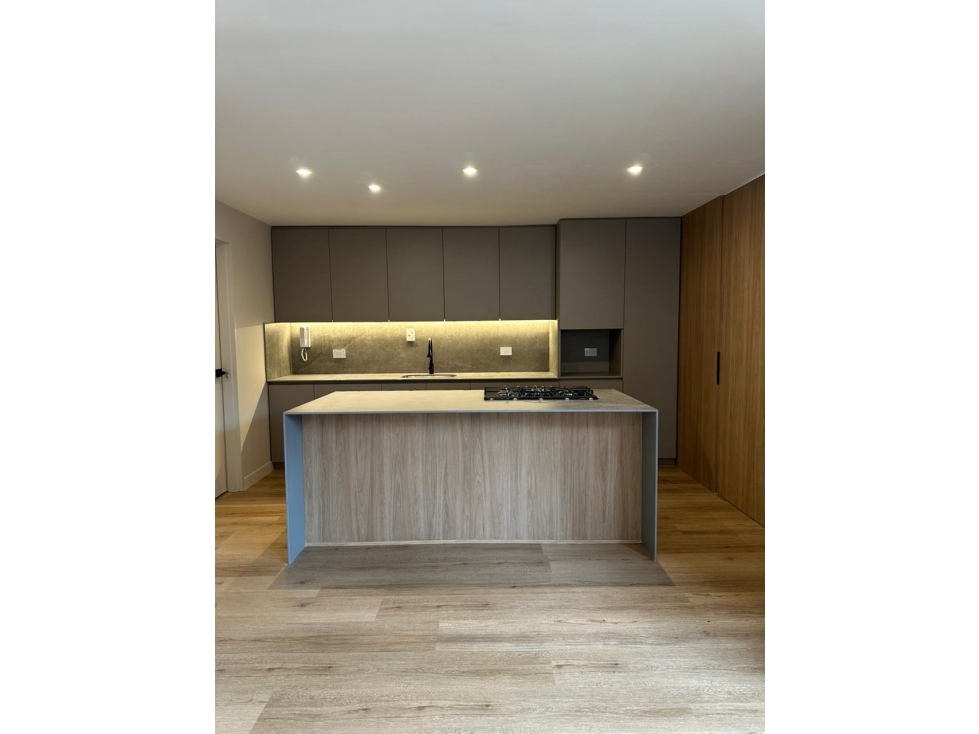 Apartamento remodelado en venta Poblado AP-POB-0430 MLS# 261683 — foto 3