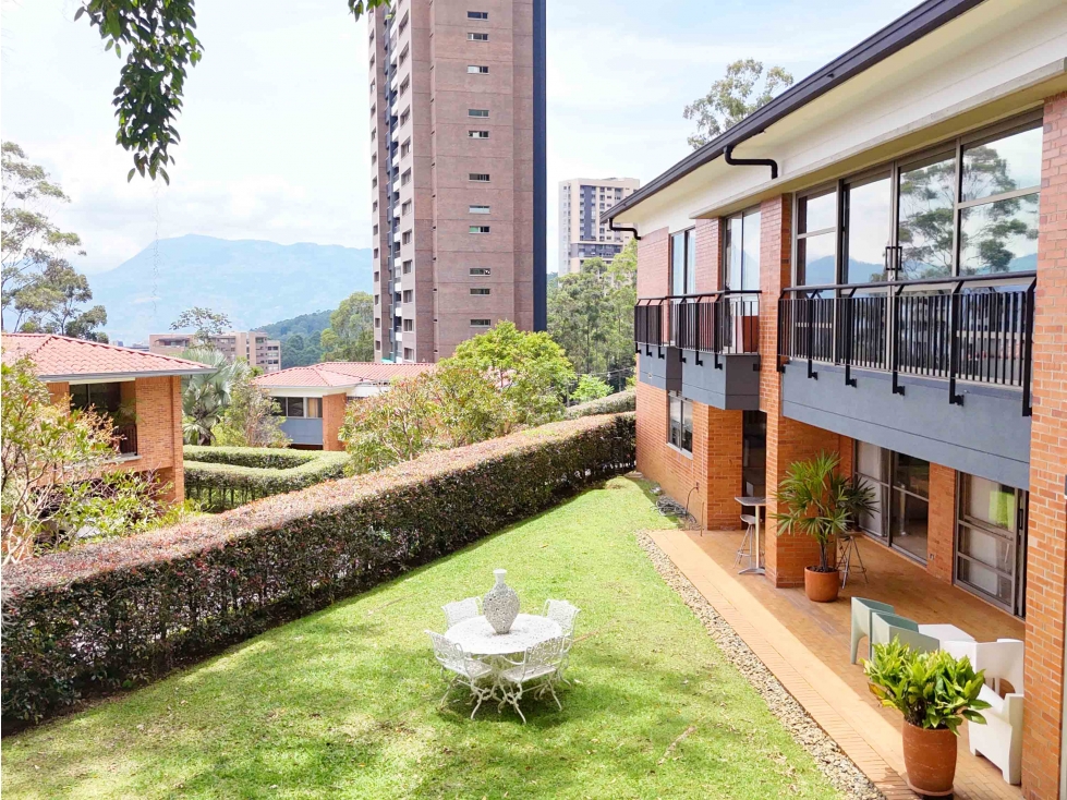 Casa en venta con zona verde Poblado Medellin CA-POB-0440 MLS# 263973 — foto 3